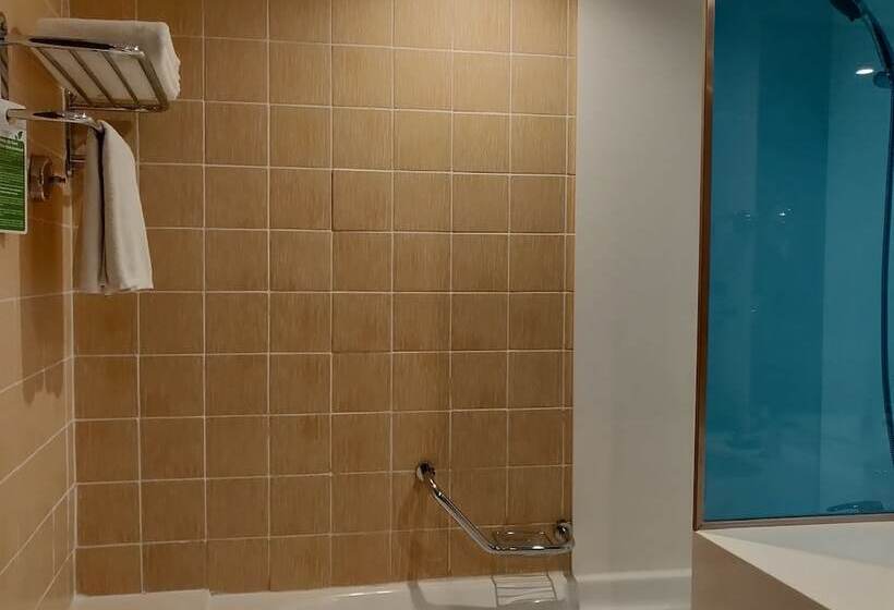 اتاق لوکس, Ramada Hotel, Suites And Apartments By Wyndham Dubai Jbr