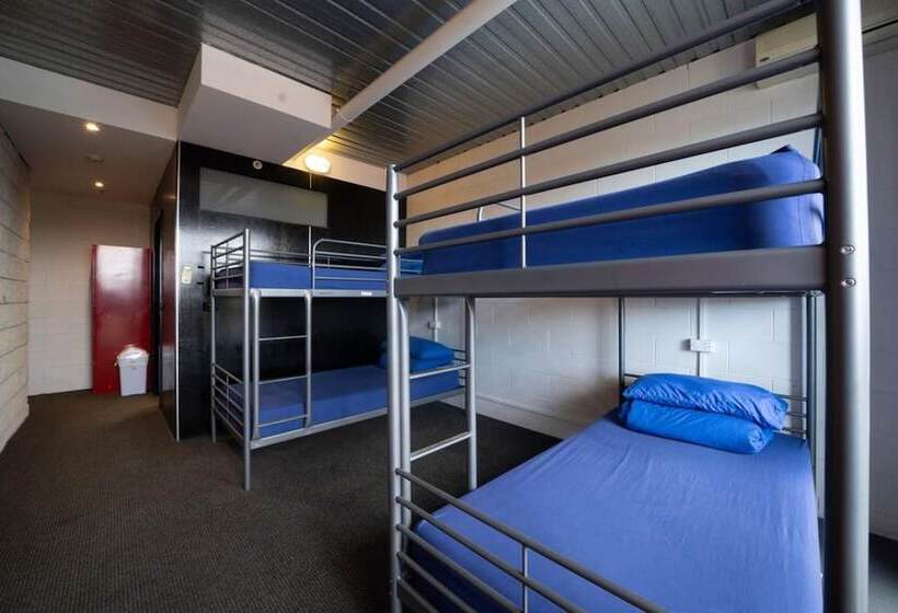 تختخواب در اتاق مشترک, Summer House Melbourne