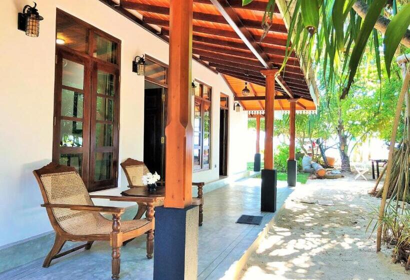 Номер Deluxe с Балконом, Sunflower Beach Resort