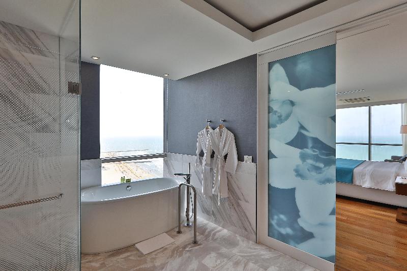 스위트 킹사이즈 침대, Intercontinental Cartagena, An Ihg
