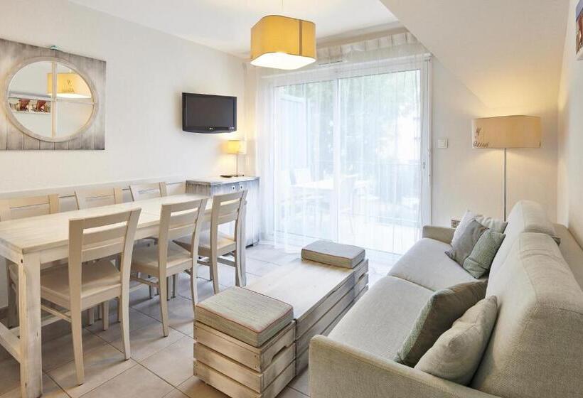 Семейные Апартаменты 3 Спальни, Résidence Vacances Bleues Les Jardins D Arvor