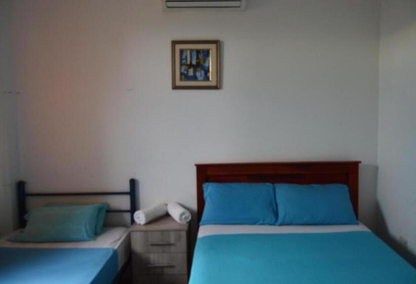 Номер Стандарт, Hostal El Naufrago 2