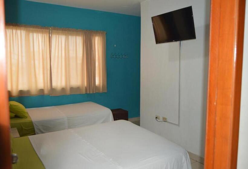 Семейный Номер, Hostal El Naufrago 2