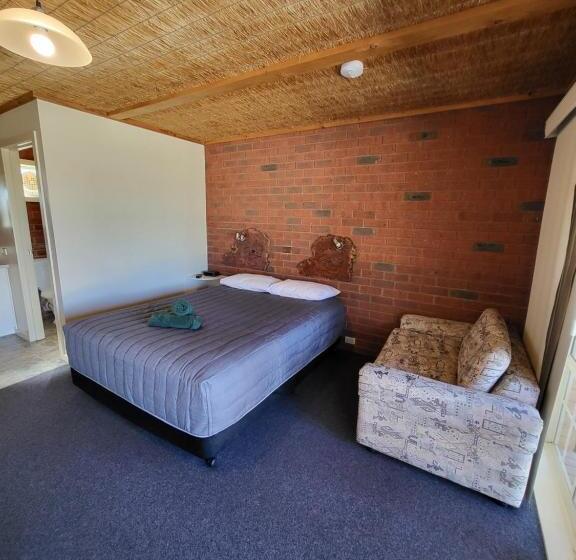 스탠다드 룸, Foundry Palms Motel