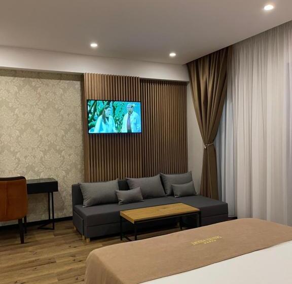 스탠다드 룸 킹사이즈 침대, Deluxe Resort And Spa
