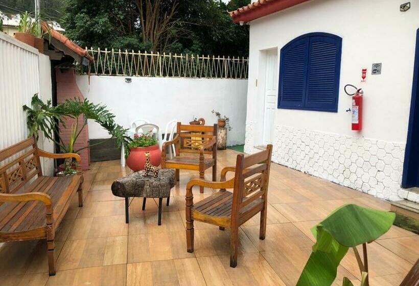 Escritório Estándar, Hostel Limão Doce
