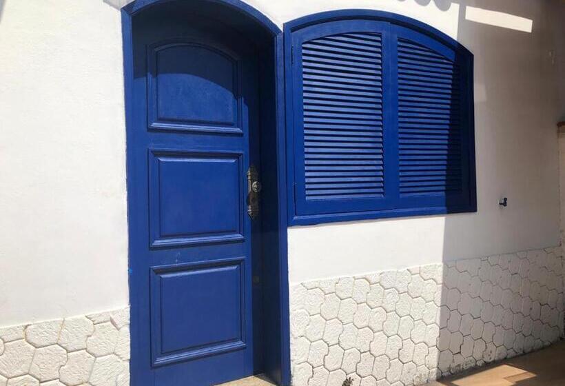 Escritório Estándar, Hostel Limão Doce
