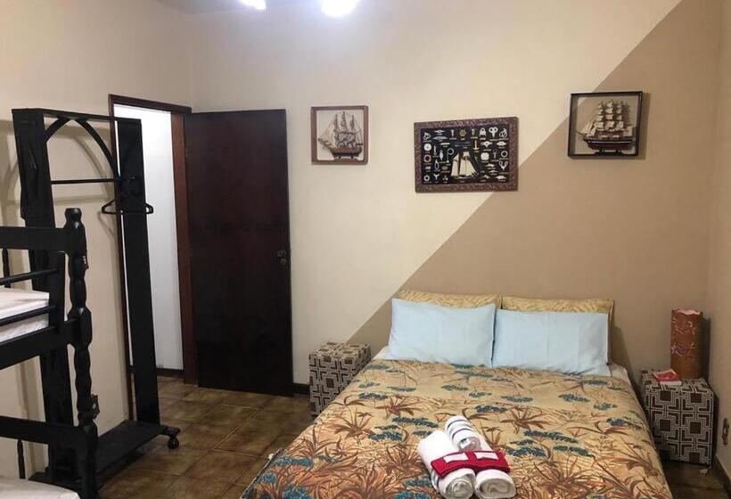 Escritório Estándar, Hostel Limão Doce