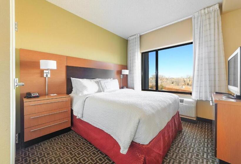 Люкс 2 Спальни, Towneplace Suites Farmington