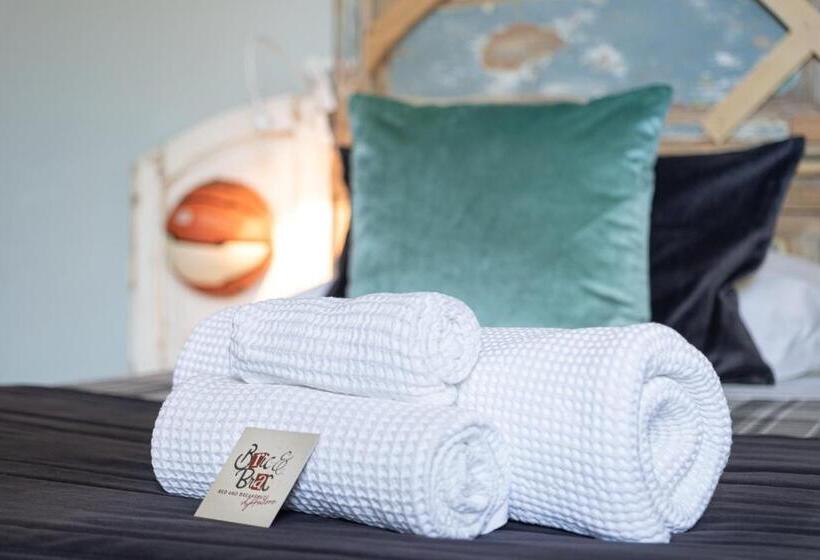스탠다드 트리플 룸, Bed And Breakfast Bric & Brac