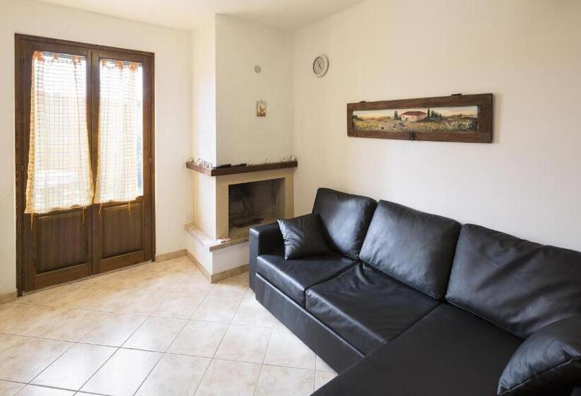 Дом 2 Спальни, Casa Galina