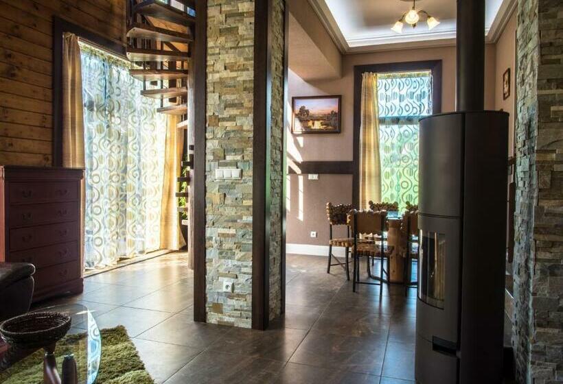 침실 2개 주택, Spring Chalet
