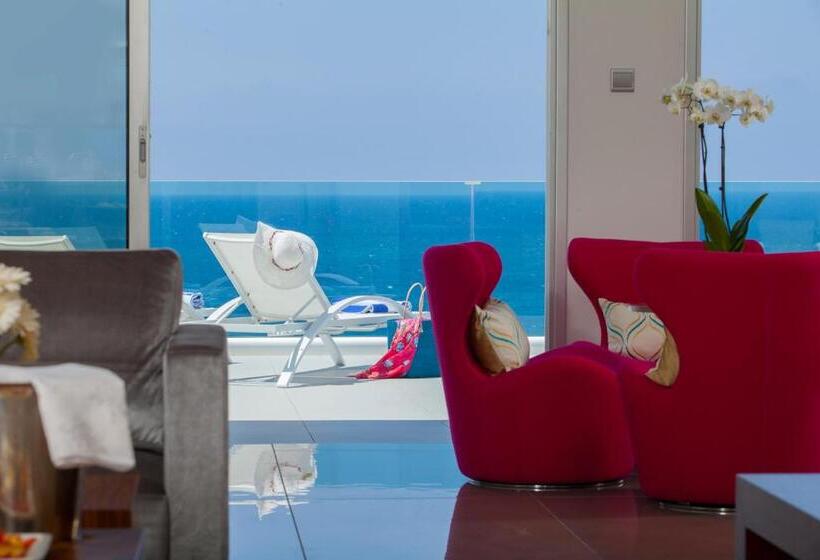 プレジデントスイートルーム, King Evelthon Beach Hotel & Resort
