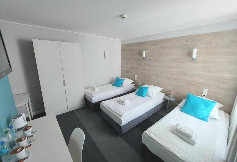 Номер Стандарт Трехместный, Villa Flaming
