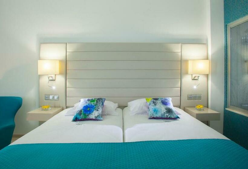 インサイドのスーペリアルーム, King Evelthon Beach Hotel & Resort