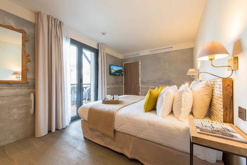 Номер Стандарт, Adonis Hotel Strasbourg