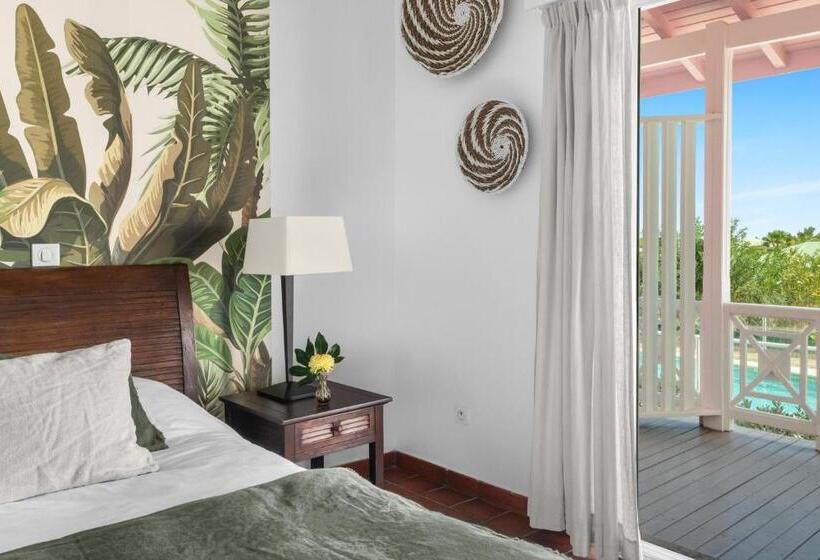 اتاق لوکس با تخت بزرگ, Esmeralda Resort