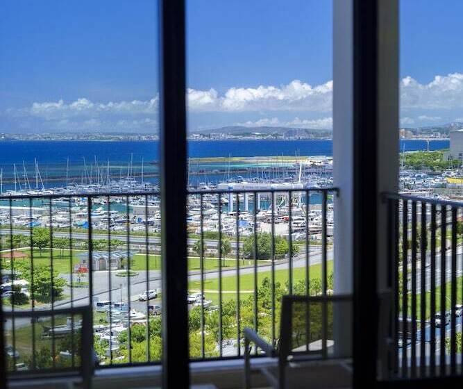 이그제큐티브 스위트, Moon Ocean Ginowan Hotel & Residence