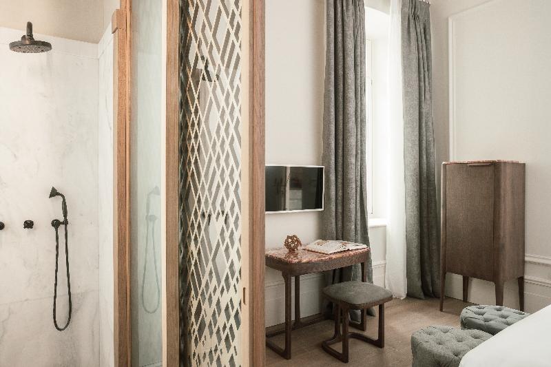 اتاق لوکس, Radisson Blu  Chongqing Sha Ping Ba