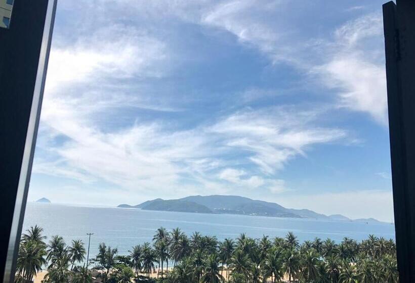 سوییت لوکس, Rembrandt Hotel Nha Trang
