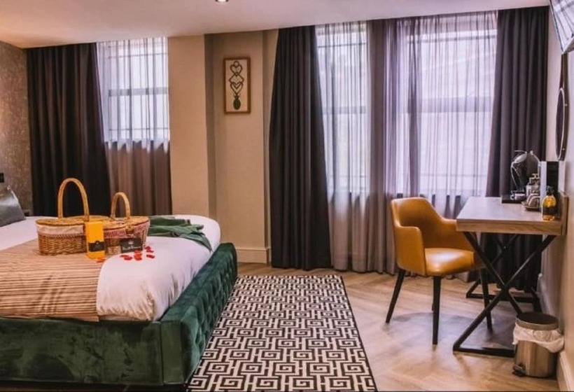 Quarto Clássico, The Grand