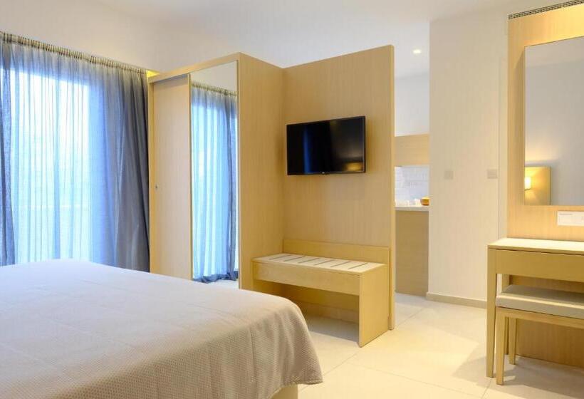Superior Studio Sea View, Sunrise Oasis Hotel & Waterpark
