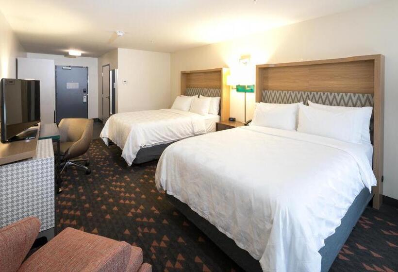 适合残疾人使用的标准间, Holiday Inn & Suites Detroit   Troy, An Ihg