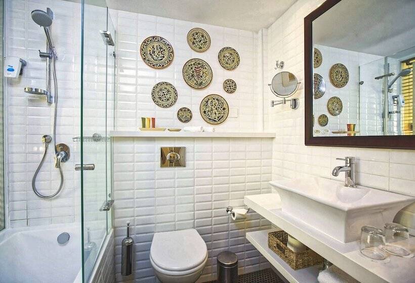 Quarto Estandar com Sacada, Arthur Hotel   An Atlas Boutique