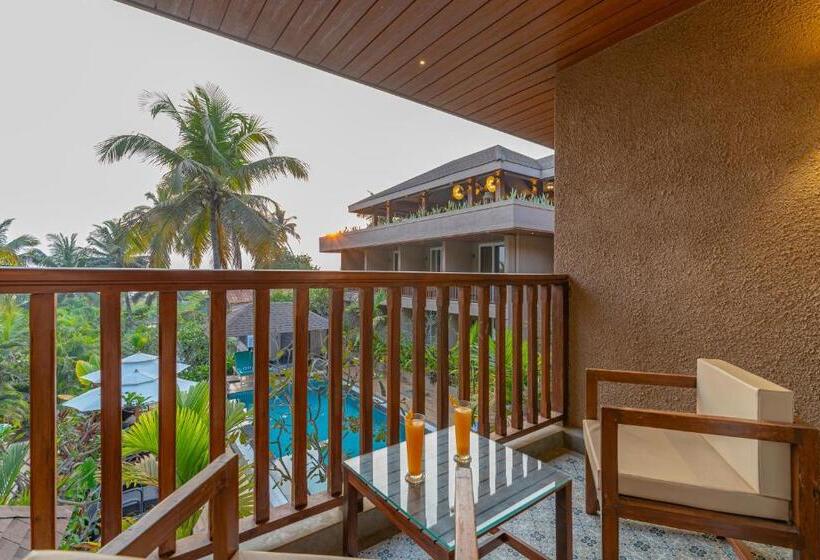 带泳池观景的豪华房, Riva Beach Resort