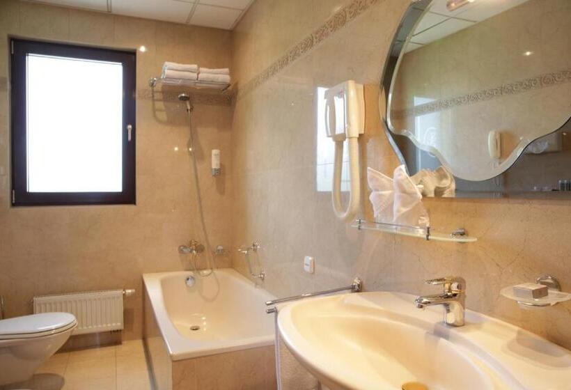 Президентский Люкс, Parkhotel Vienna