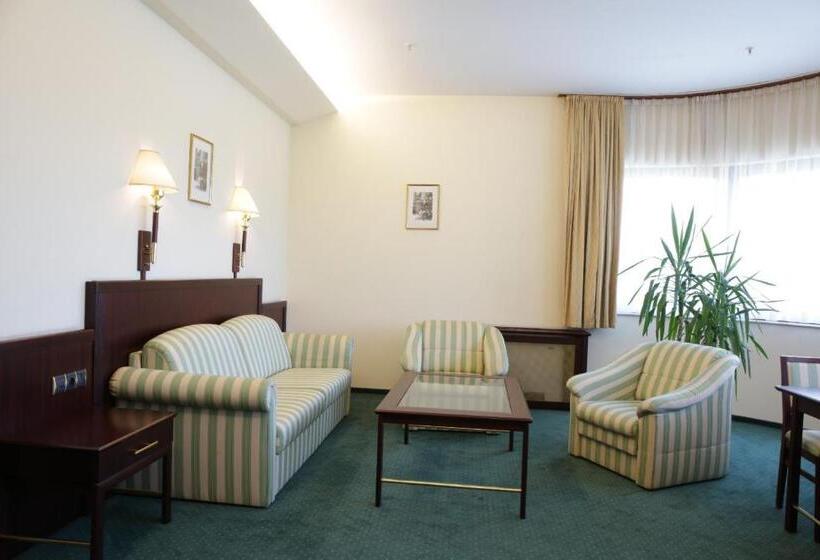 Президентский Люкс, Parkhotel Vienna
