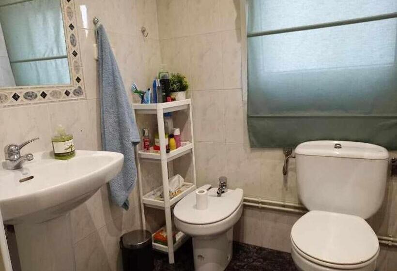 이코노미 룸, Fliphouse Rooms Pensión