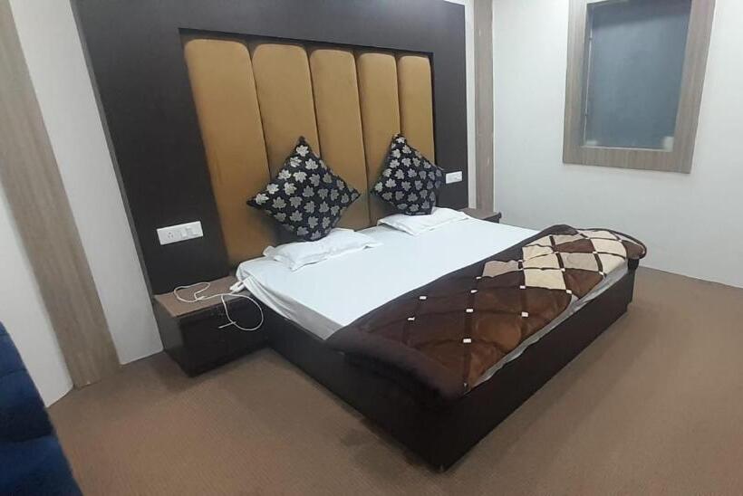 اتاق استاندارد, Zoon Dabb Srinagar Airport Kashmir