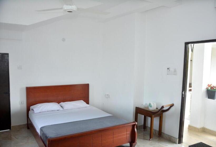 غرفة قياسية, Yolanda Villa Negombo