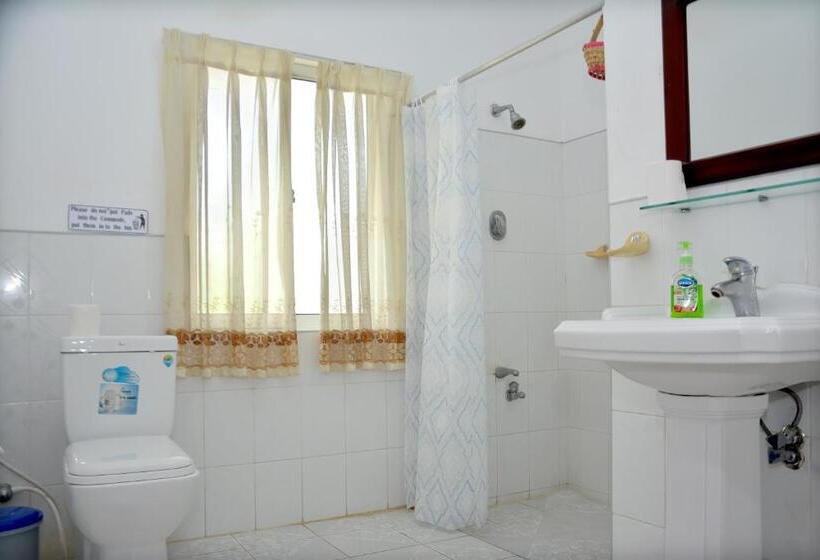 فيلا ديلوكس غرفة نوم, Yolanda Villa Negombo