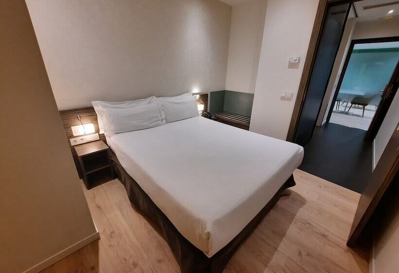 Habitación Estándar, Hellosky Air Rooms Madrid