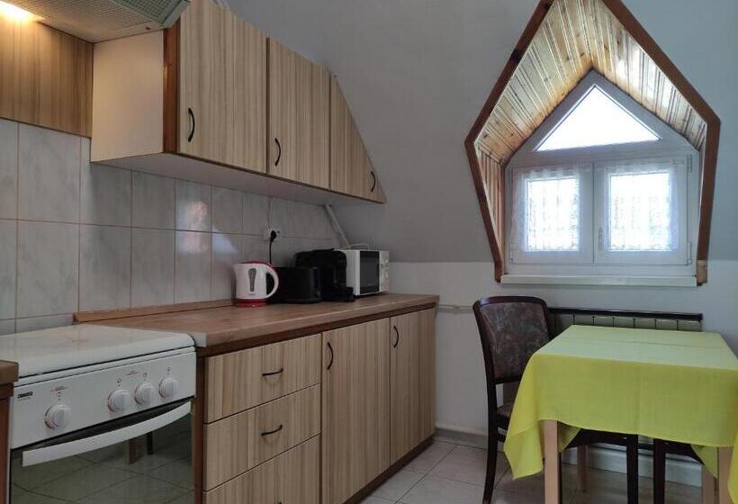 Apartamento 1 Dormitório, Oleander Vendégház