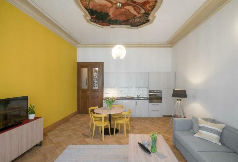 آپارتمان 1 خوابه, Art House Apartments By Adrez Living