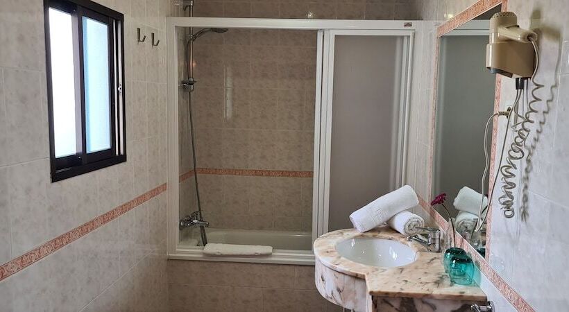 Студия Стандарт Вид на Море, Beatriz Charming Hostal