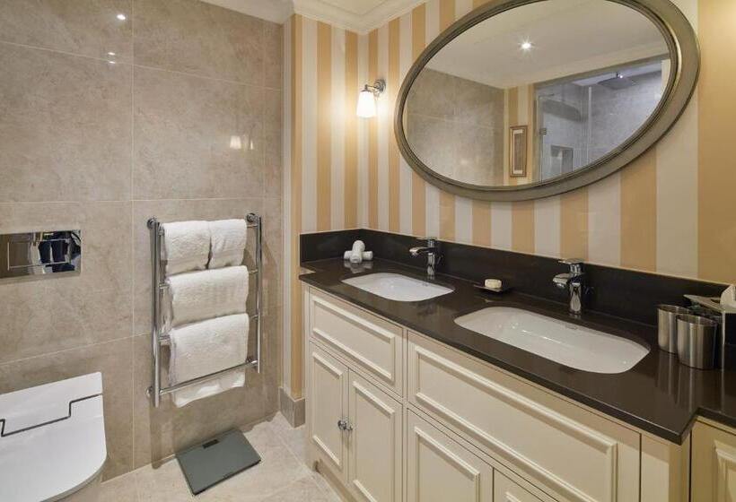 آپارتمان لوکس 2 خوابه, Cheval Thorney Court At Hyde Park