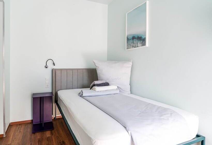 Quarto Economy Individual, Das Schreder