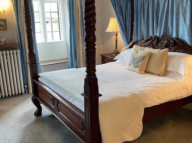 Номер Superior, Guyers House