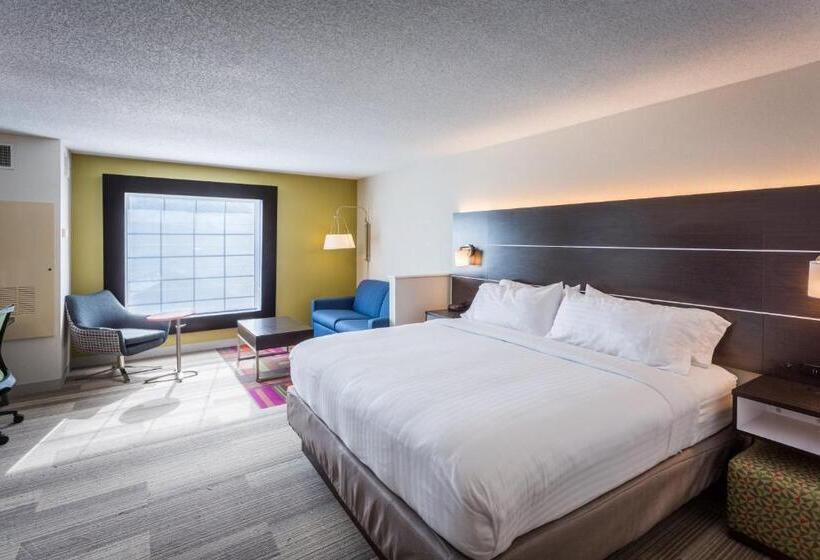Люкс Кровать Кинг, Holiday Inn Express Hotel & Suites Reading, An Ihg