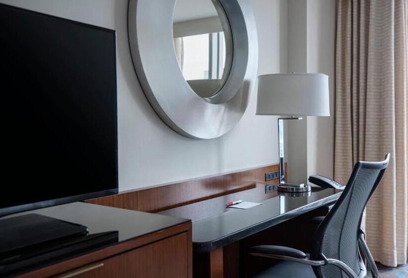 클럽 룸 킹침대, Marriott Marquis Washington, Dc