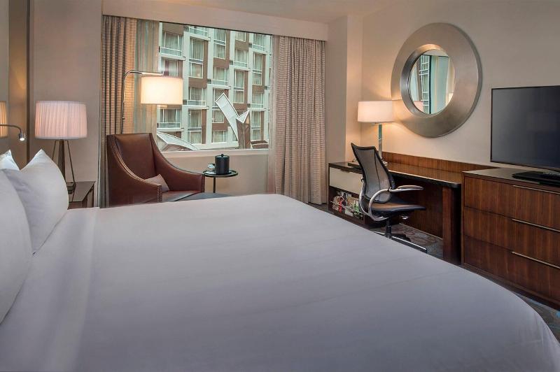 클럽 룸 킹침대, Marriott Marquis Washington, Dc