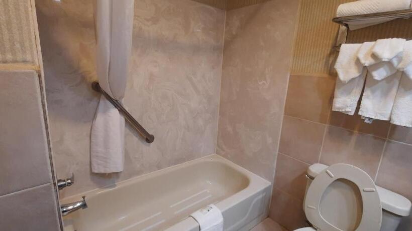 Стандартный Номер Кровать Кинг, Quality Inn & Suites Grants   I 40