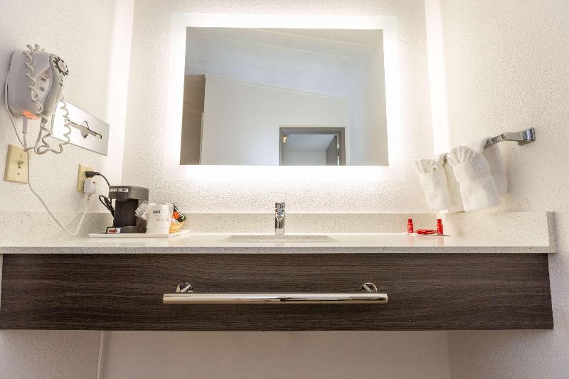 اتاق اساندارد با چشم‌انداز جانبی به دریا, Grupotel Ibiza Beach Resort - Adults Only