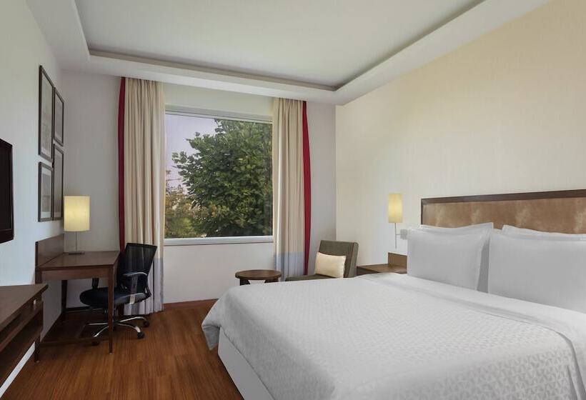 高级客房, Four Points By Sheraton New Delhi, Airport Highway