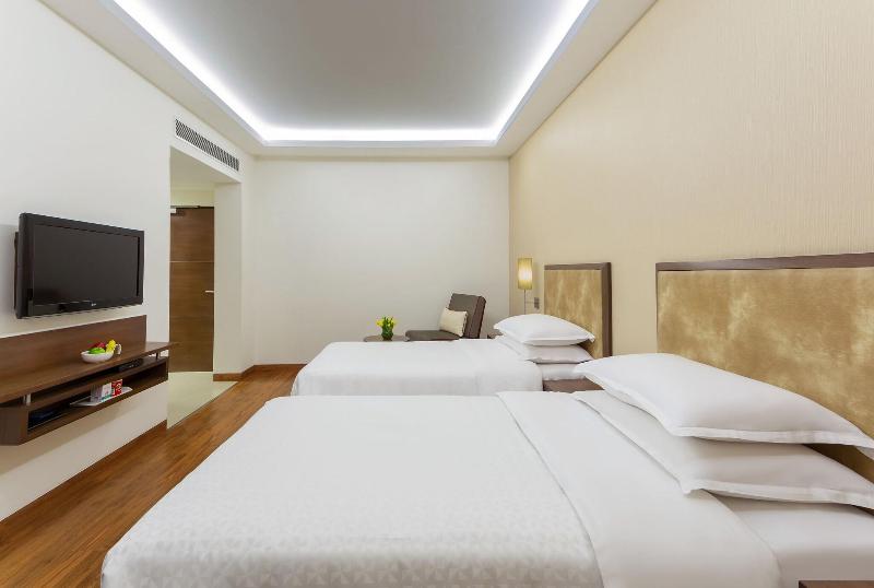 高级客房, Four Points By Sheraton New Delhi, Airport Highway