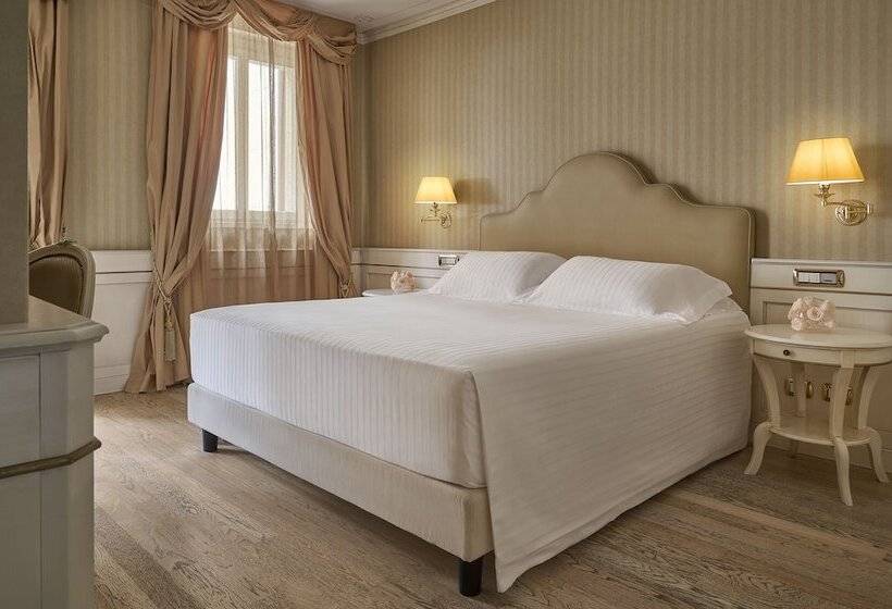 سوییت, Grand Hotel Imperiale   Preferred Hotels & Resorts